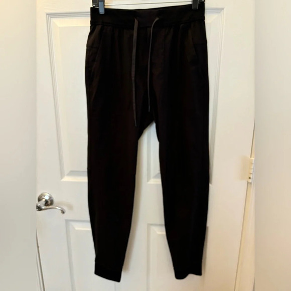 Lululemon ABC Jogger *31"
Black - Picture 5 of 7